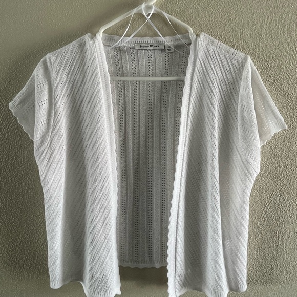Studio Works white sweater size Medium - Picture 1 of 4